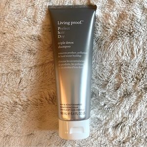 Living Proof Perfect Hair Day Shampoo